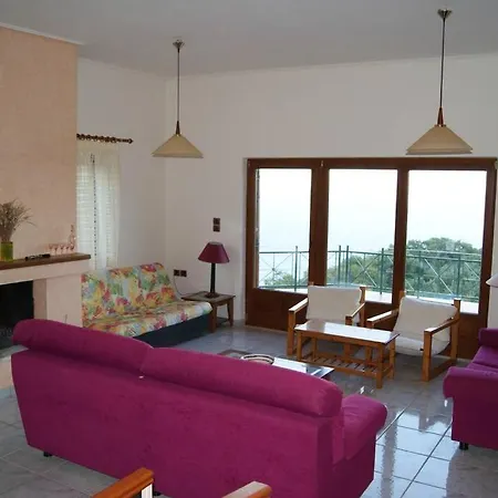 Spacious Paradise With Stone-build Patio * Chorefton