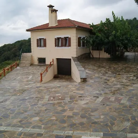 Spacious Paradise With Stone-build Patio Tatil Evi *