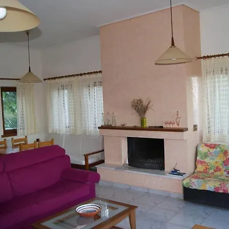Spacious Paradise With Stone-build Patio * Chorefton